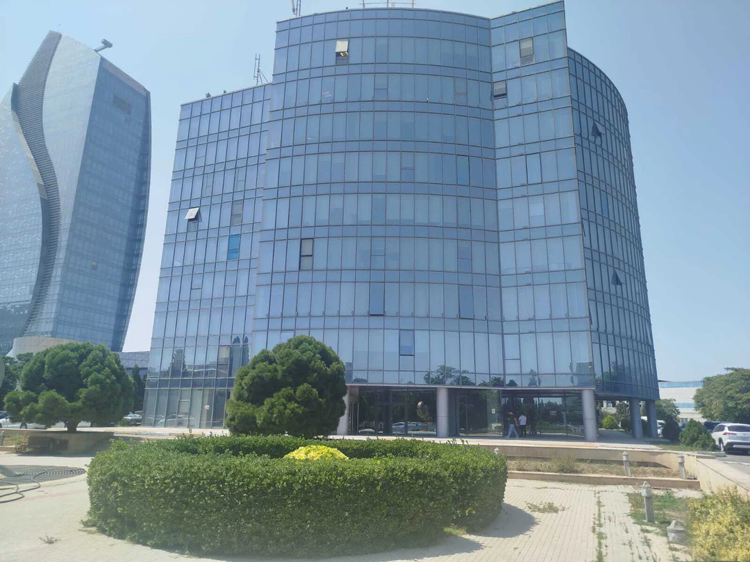 Günlük kirayə 226 m² obyekt, Nərimanov rayonu, Bakı. Foto 1