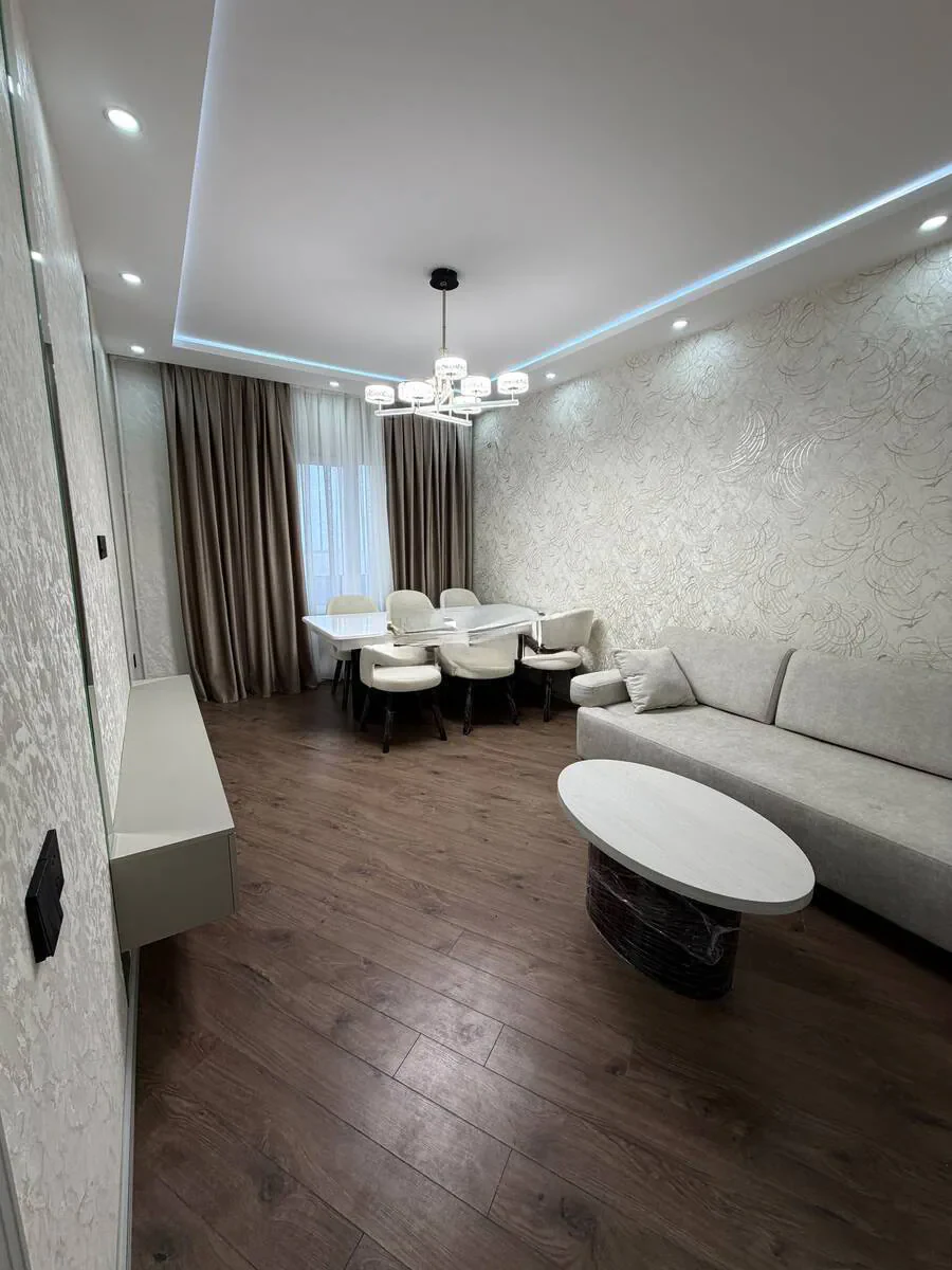 3 otaqlı 80 m² mənzil, Xətai rayonu, Bakı — 8-ci mərtəbə. Foto 1