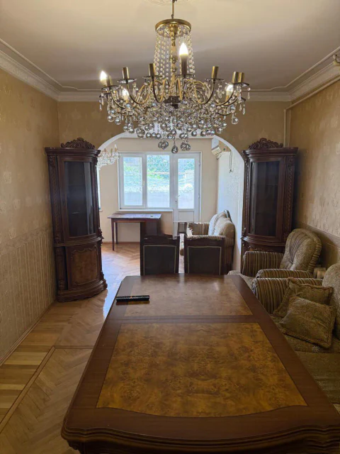 Kirayə: 3 otaqlı 100 m² mənzil