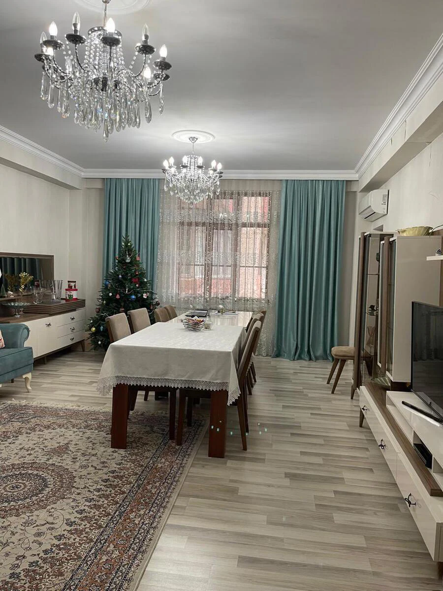 3 otaqlı 135 m² mənzil, Xətai rayonu, Bakı. Foto 1