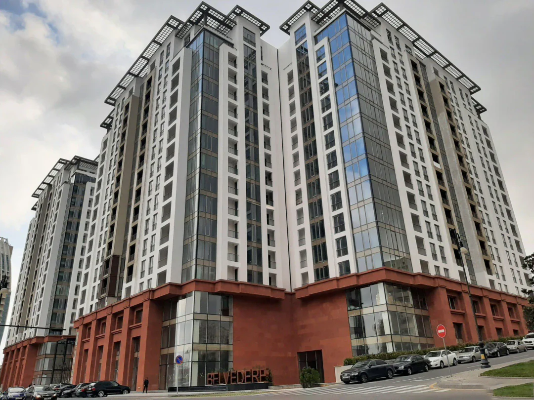 Kirayə 3 otaqlı 120 m² mənzil, Yasamal rayonu, Bakı. Foto 1