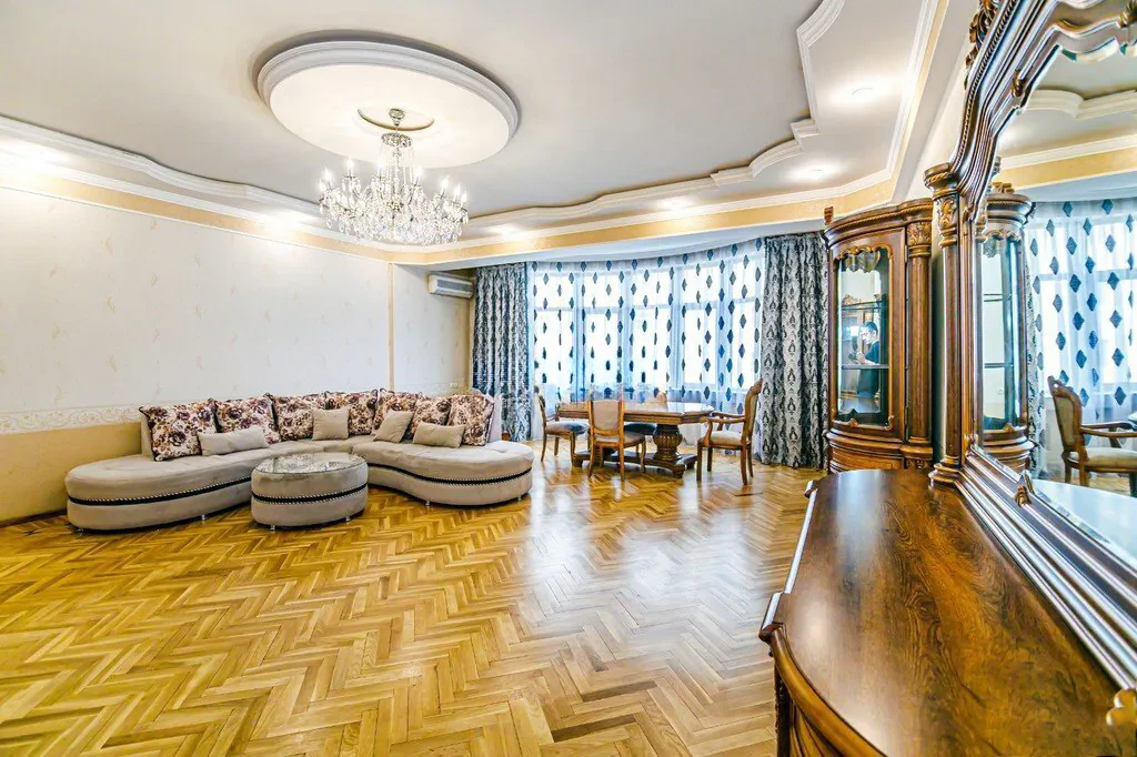 Günlük kirayə 3 otaqlı 175 m² mənzil, Nəsimi rayonu, Bakı. Foto 1