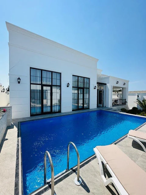 4 otaqlı 220 m² fərdi ev