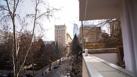 Kirayə: 2 otaqlı 70 m² mənzil