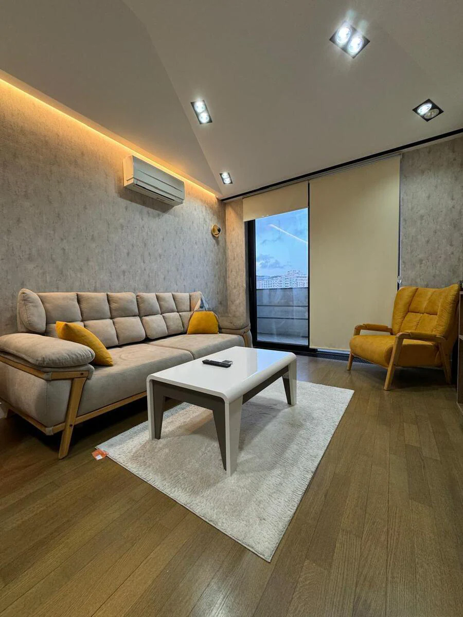 Kirayə 2 otaqlı 65 m² mənzil, Nəsimi rayonu, Bakı — 13-ci mərtəbə. Foto 1