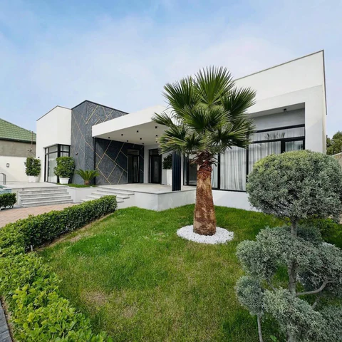 4 otaqlı 250 m² fərdi ev