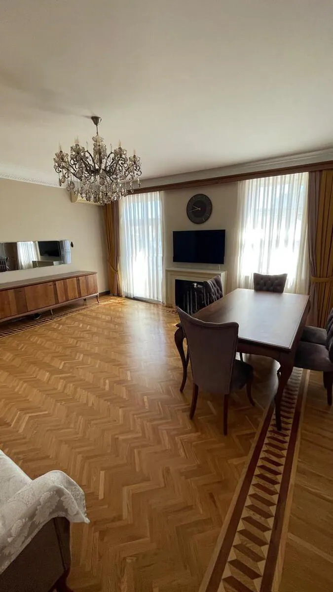 Kirayə 3 otaqlı 100 m² mənzil, Səbail rayonu, Bakı. Foto 1