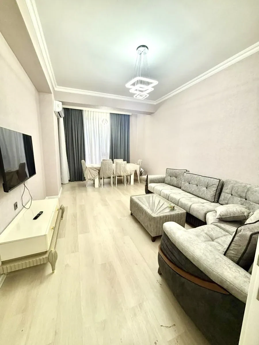 2-комн. квартира в аренду, 70 м², Низаминский, Баку — 4 этаж. Фото 1