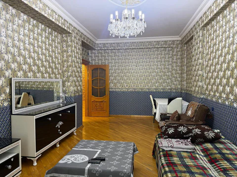 Продажа: 3-комн. квартира 130 м²