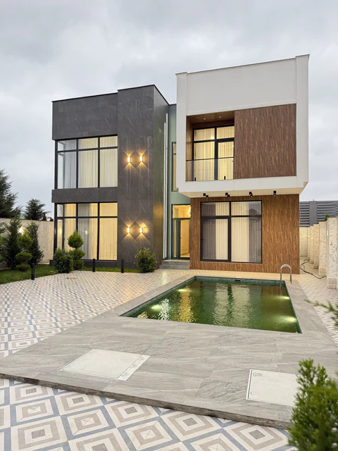 5 otaqlı 220 m² fərdi ev