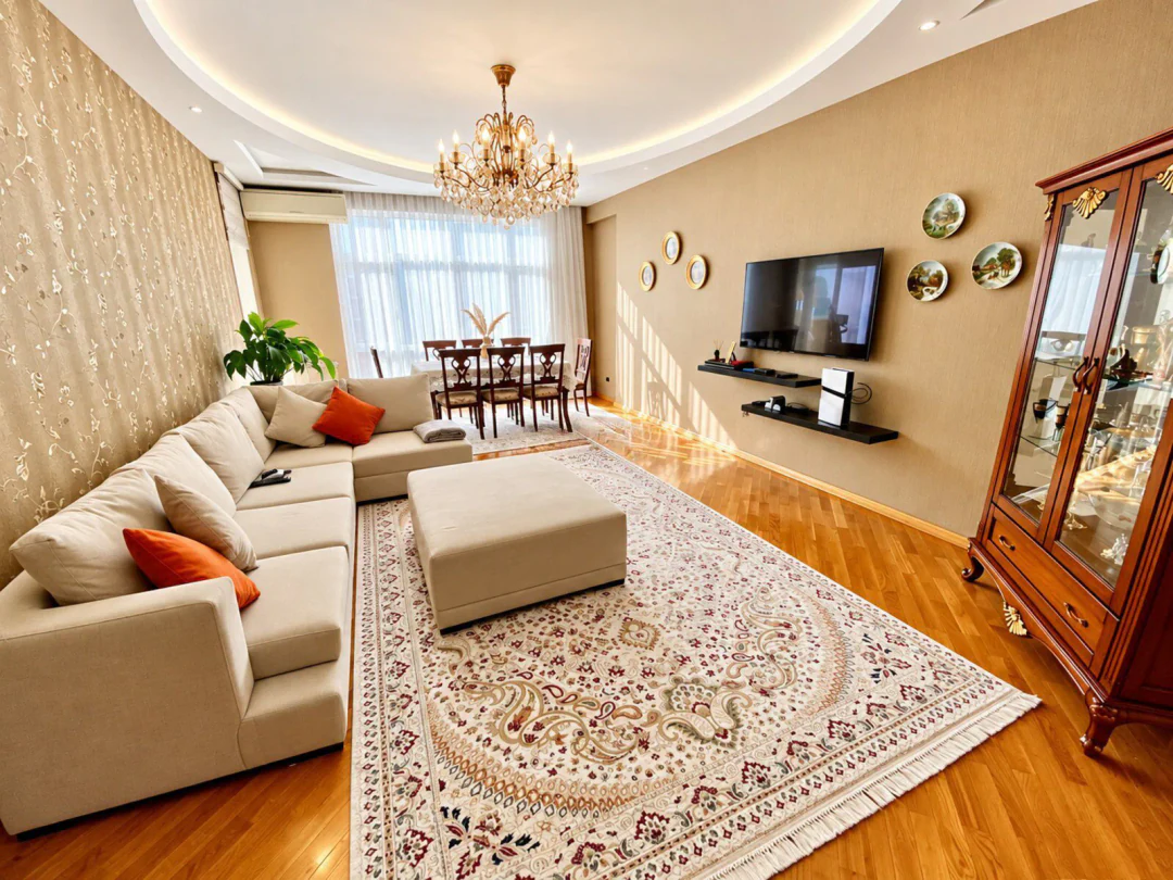 4 otaqlı 165 m² mənzil, Nəsimi rayonu, Bakı. Foto 1