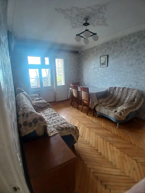 Kirayə: 2 otaqlı 50 m² mənzil