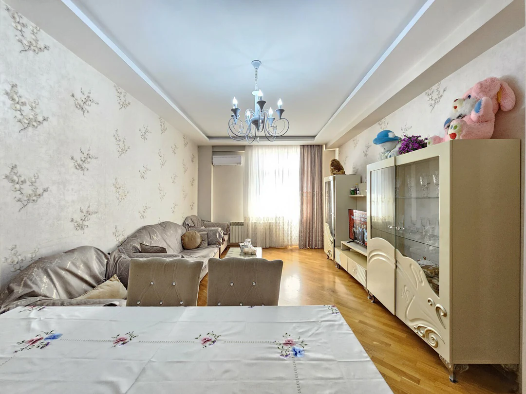 3-комн. квартира 95 м², проспект Гейдара Алиева, Хырдалан. Фото 1