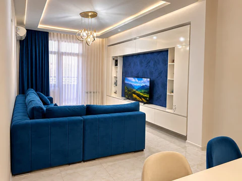 Продажа: 2-комн. квартира 101 м²