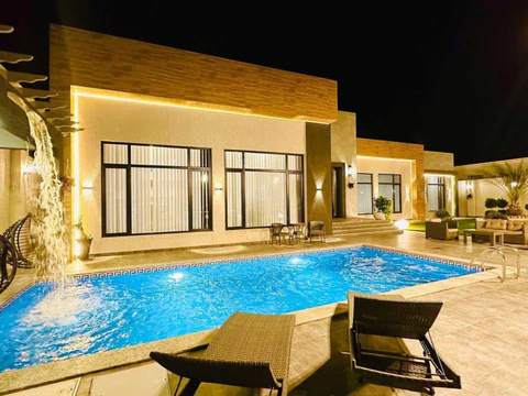 Günlük kirayə 5 otaqlı 350 m² fərdi ev