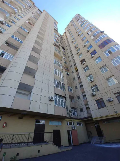 3 otaqlı 100 m² mənzil