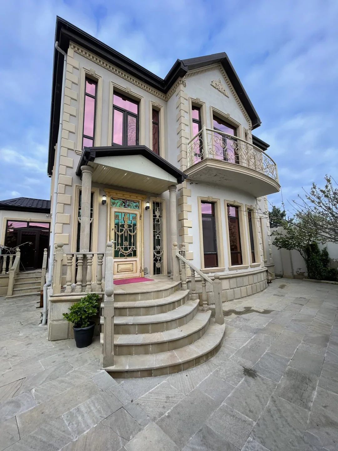 6 otaqlı 200 m² fərdi ev, Suraxanı, Bakı — Hövsan qəs.. Foto 1