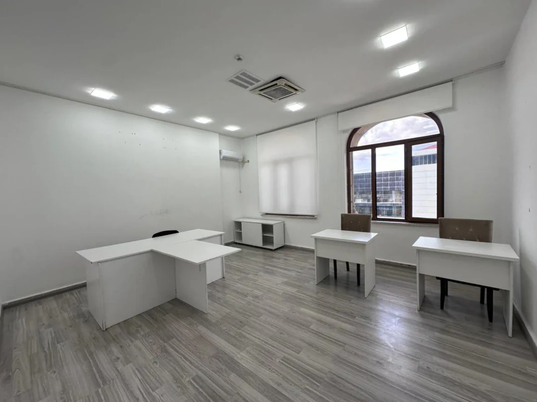 Kirayə 30 m² ofis, Nərimanov rayonu, Bakı — Əhməd Rəcəbli küç.. Foto 1