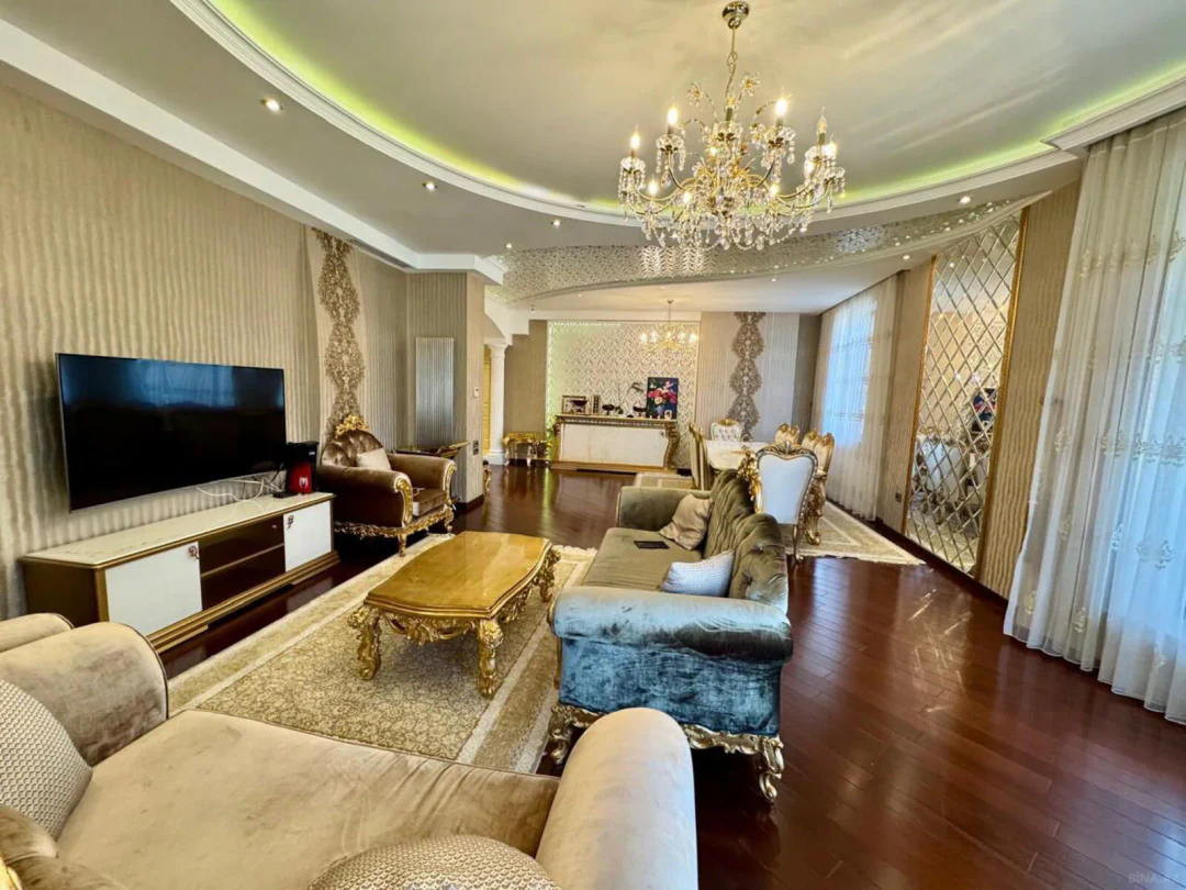 4 otaqlı 210 m² mənzil, Səbail rayonu, Bakı. Foto 1