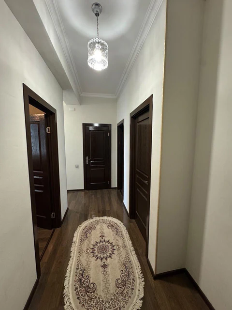 Günlük kirayə 3 otaqlı 78 m² mənzil, yeni tikili