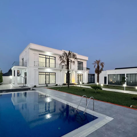 6 otaqlı 400 m² fərdi ev