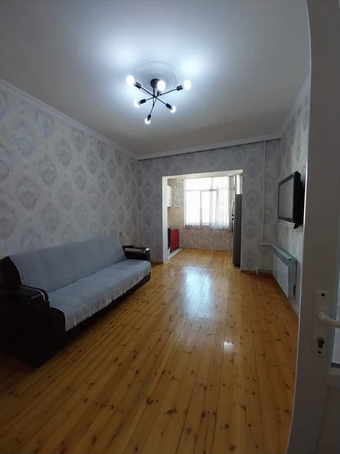Kirayə: 2 otaqlı 55 m² mənzil