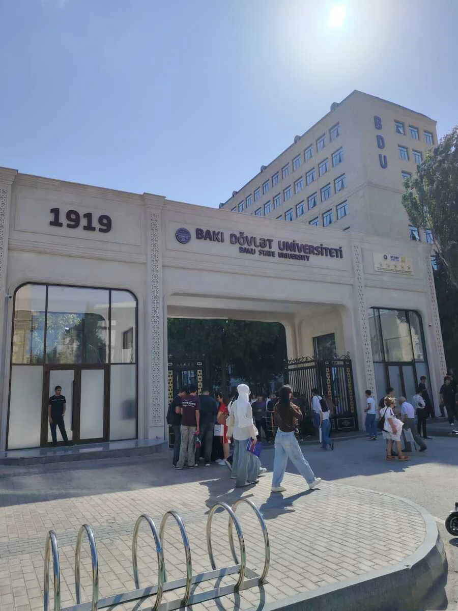 2 otaqlı 44 m² mənzil, Yasamal rayonu, Bakı — 2-ci mərtəbə. Foto 1