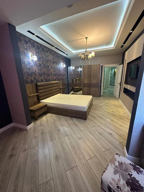 Kirayə: 2 otaqlı 75 m² mənzil