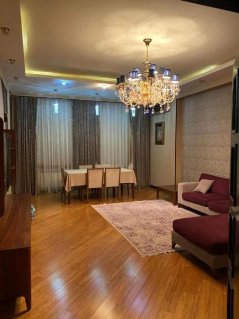 Продажа: 3-комн. квартира 156 м²