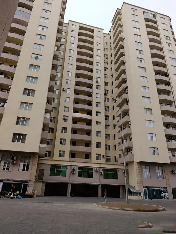 1-комн. квартира в аренду, 52 м², Ясамальский район, Баку. Фото 1