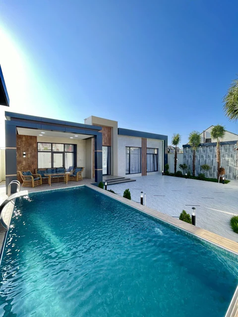 4 otaqlı 170 m² fərdi ev