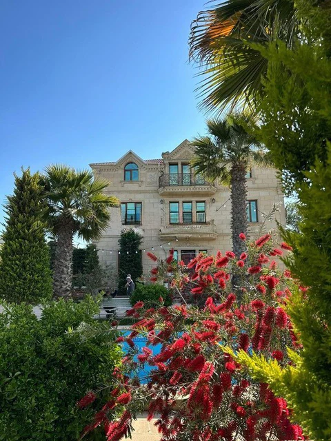 Günlük kirayə 5 otaqlı 500 m² fərdi ev