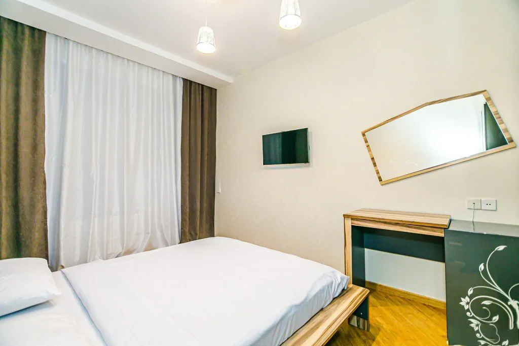 Günlük kirayə 2 otaqlı 75 m² mənzil, Nəsimi rayonu, Bakı. Foto 1
