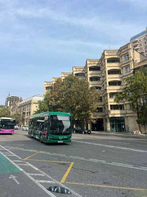 3 otaqlı 95 m² mənzil