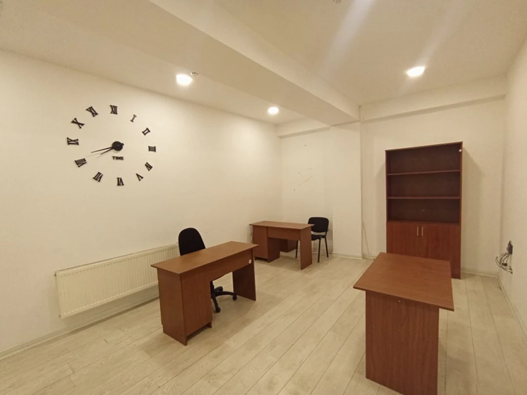 Kirayə 30 m² ofis, Nərimanov rayonu, Bakı — Əhməd Rəcəbli küçəsi. Foto 1