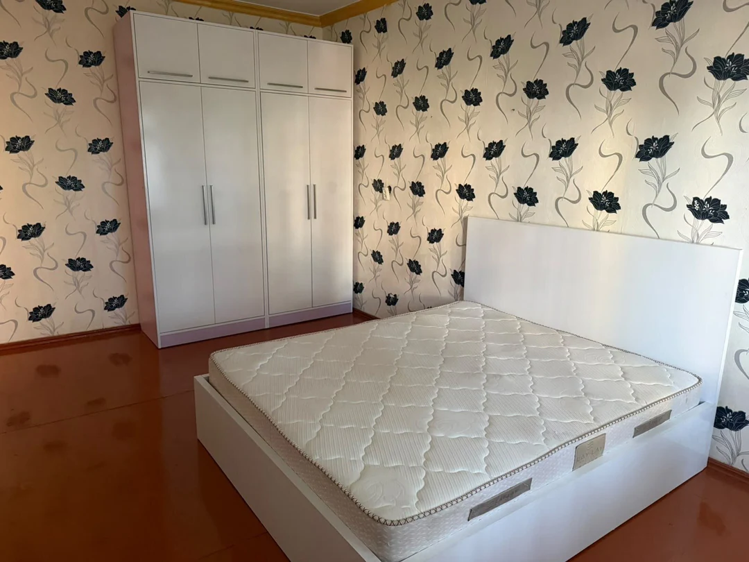 Аренда: 3-комн. квартира 72 м², Хатаинский район, Баку. Фото 1