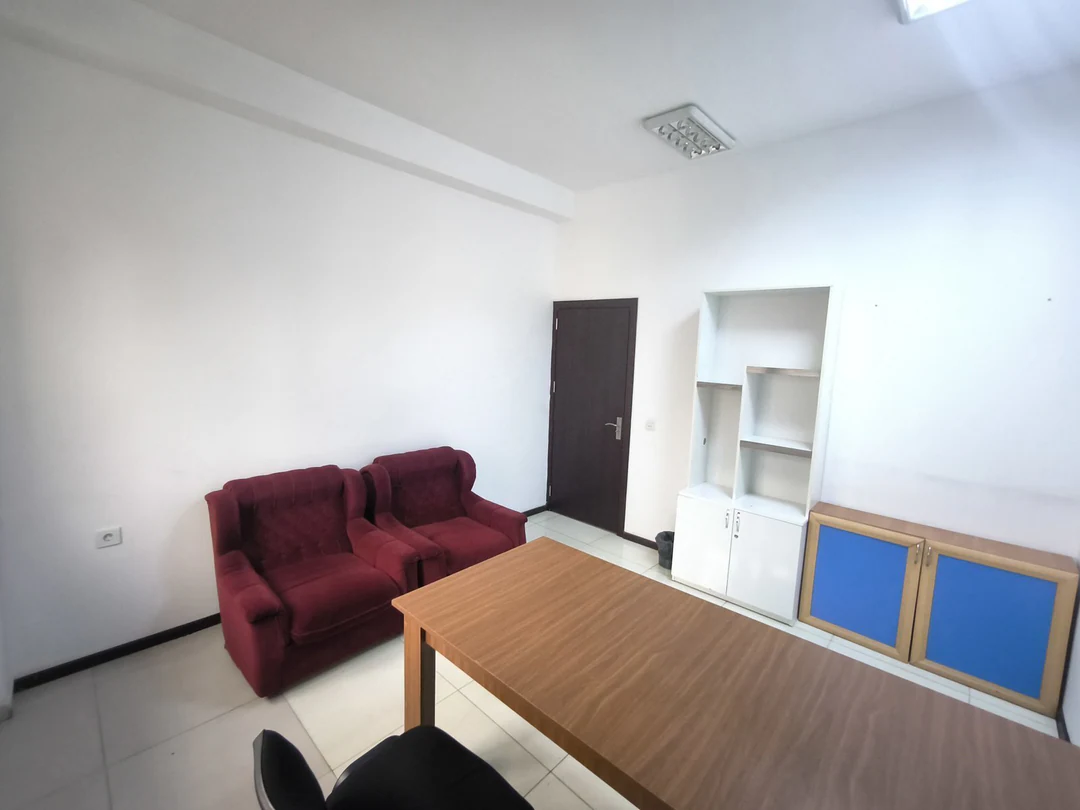 Kirayə: 19 m² ofis, Binəqədi, Bakı. Foto 1