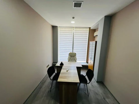 Kirayə: 15 m² ofis