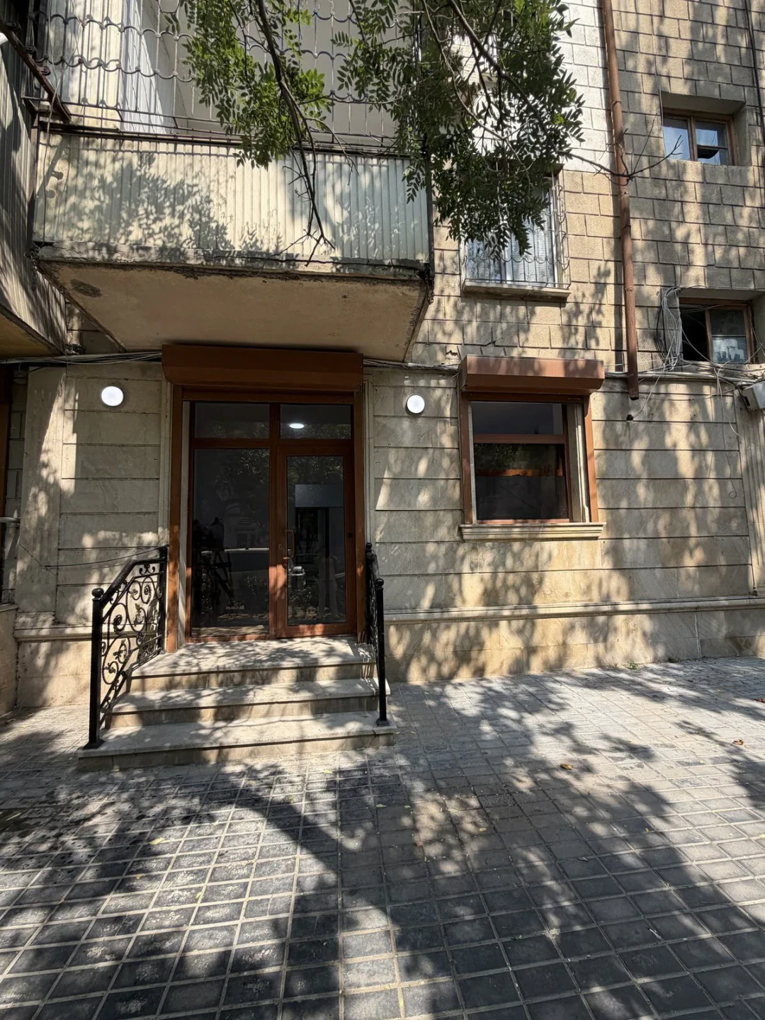 130 m² obyekt, Nəsimi rayonu, Bakı. Foto 1