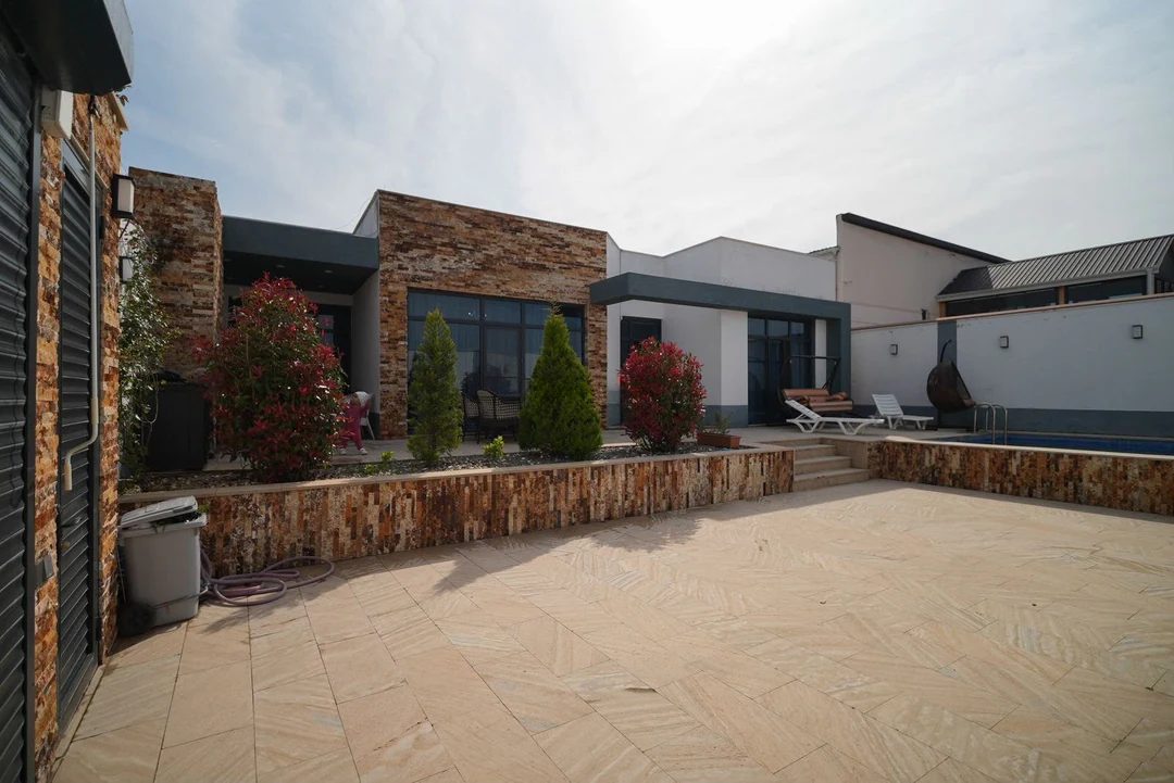 Kirayə 4 otaqlı 120 m² fərdi ev, Xəzər rayonu, Bakı. Foto 1