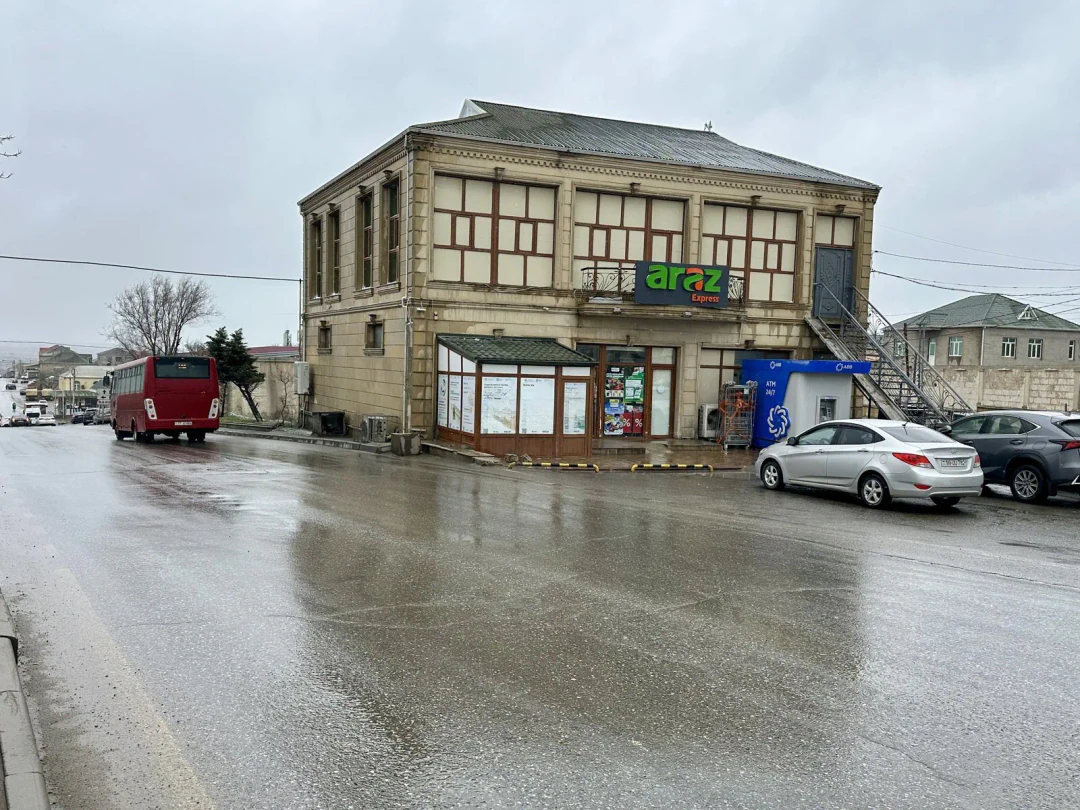 370 m² obyekt, Binəqədi, Bakı. Foto 1