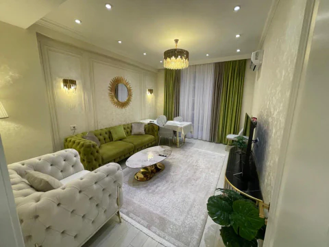 Kirayə: 3 otaqlı 108 m² mənzil