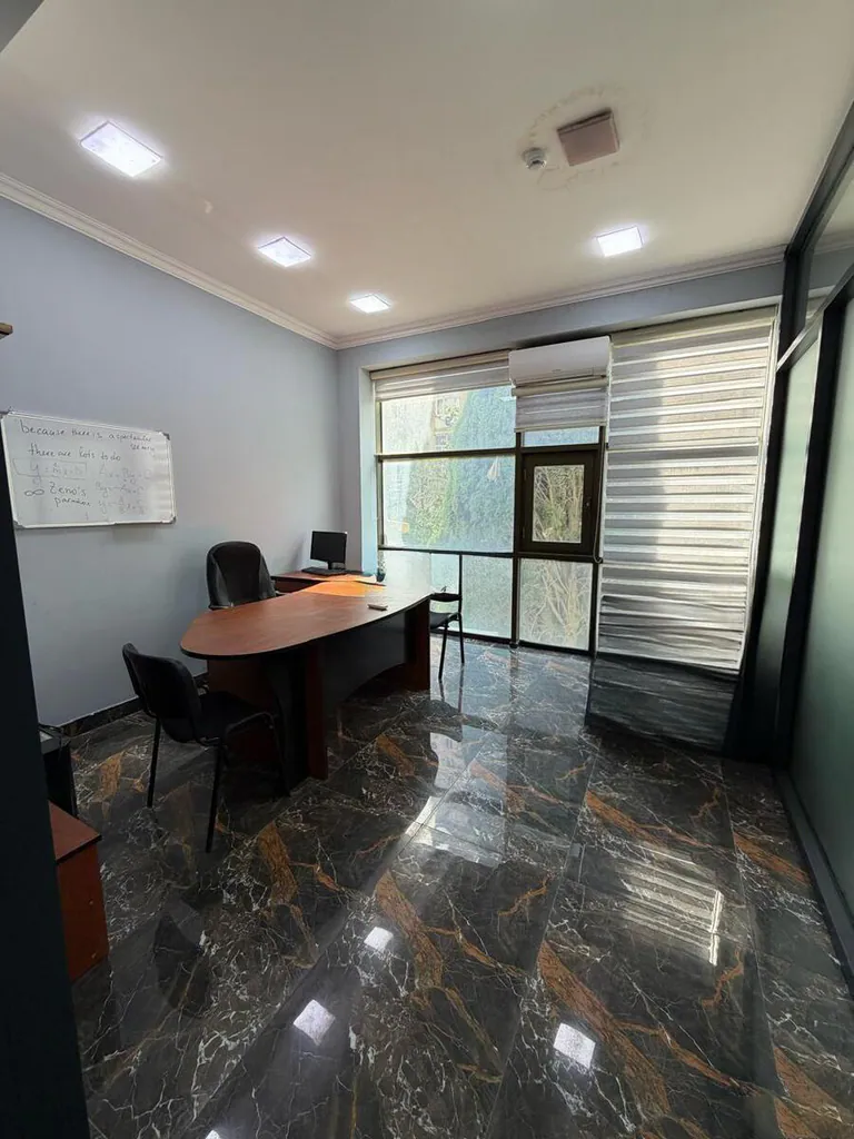 Kirayə: 20 m² ofis