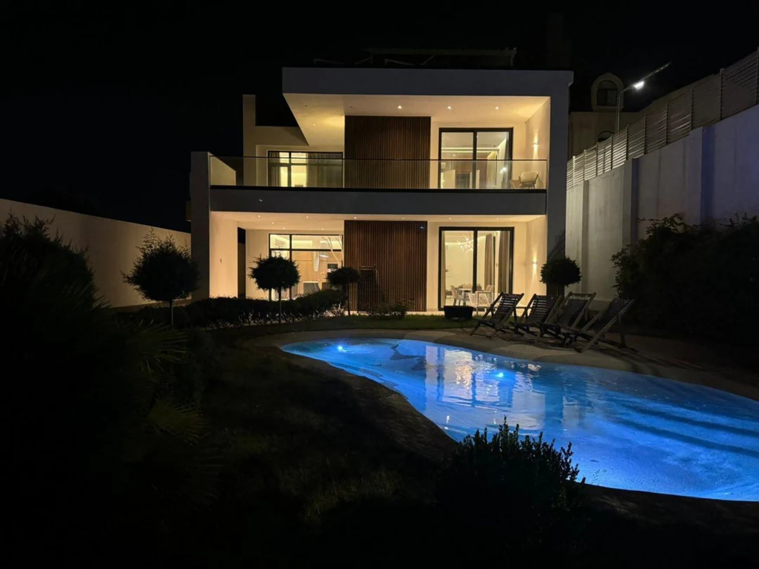 Günlük kirayə 4 otaqlı 300 m² fərdi ev, Sabunçu, Bakı. Foto 1