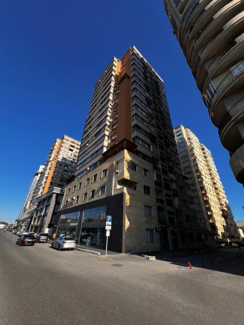 Satış: 5 otaqlı 224 m² mənzil