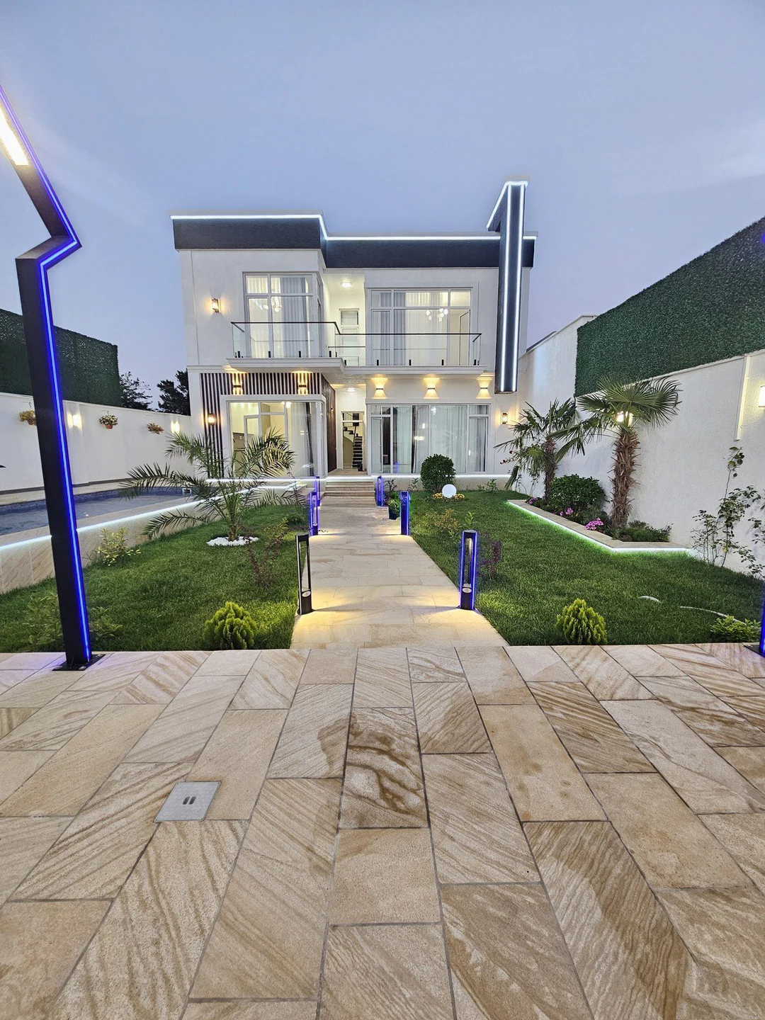 4 otaqlı 200 m² fərdi ev, Xəzər rayonu, Bakı — Şüvəlan qəsəbəsi. Foto 1