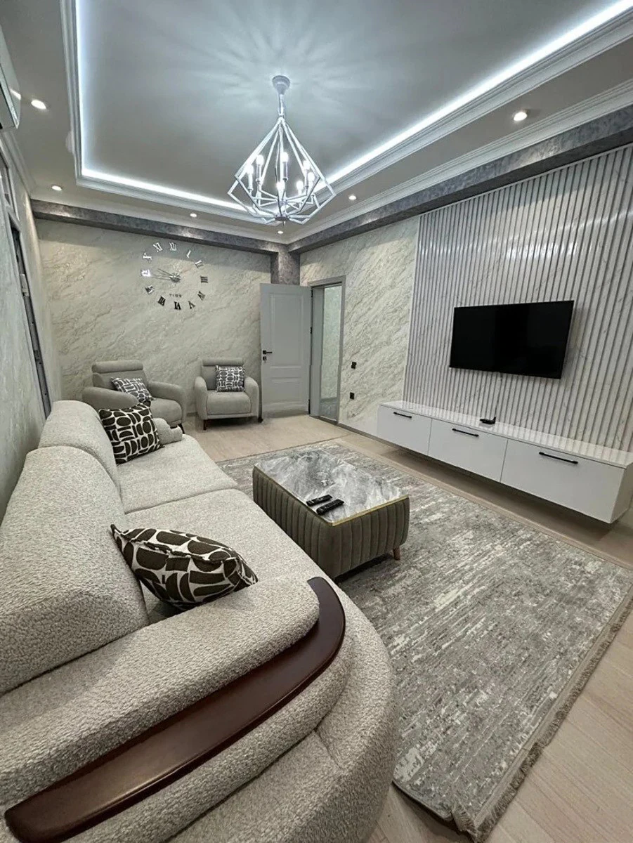 2-комн. квартира в аренду, 120 м², Наримановский район, Баку. Фото 1