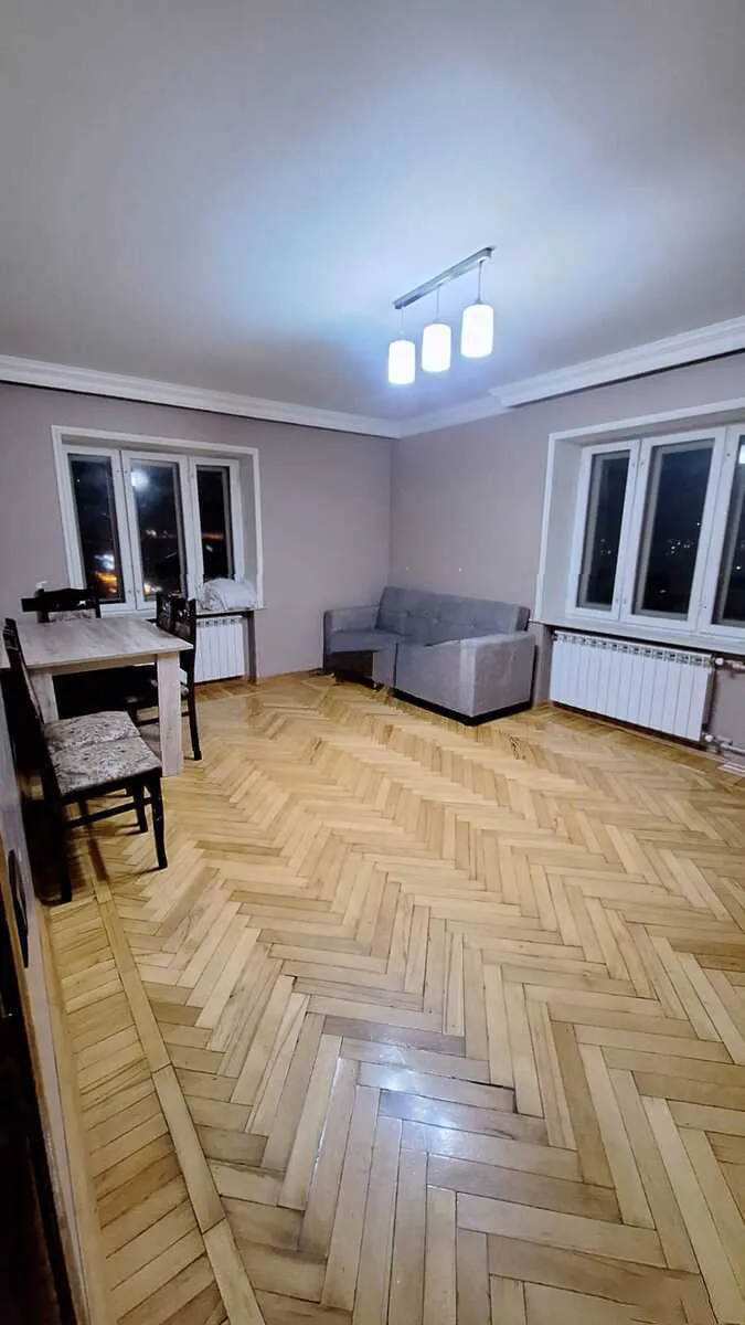 Kirayə 3 otaqlı 80 m² mənzil, Yasamal rayonu, Bakı — 7-ci mərtəbə. Foto 1