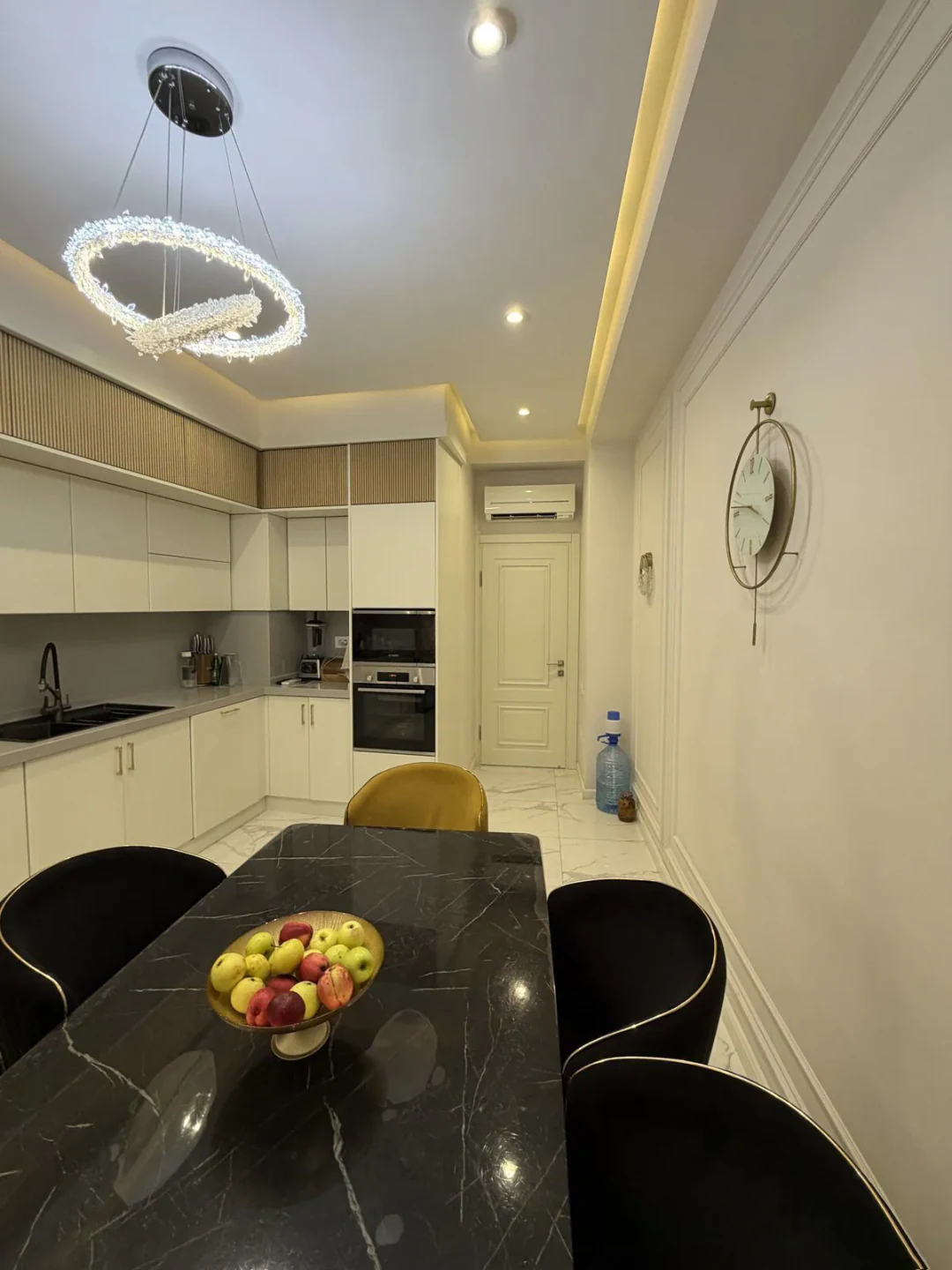 4 otaqlı 144 m² mənzil, Xətai rayonu, Bakı. Foto 1
