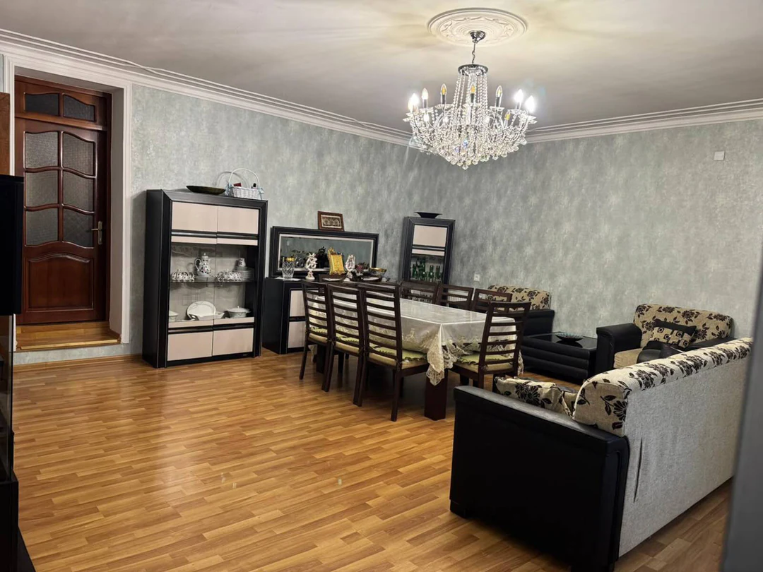 Kirayə 3 otaqlı 89 m² mənzil, Nərimanov rayonu, Bakı. Foto 1